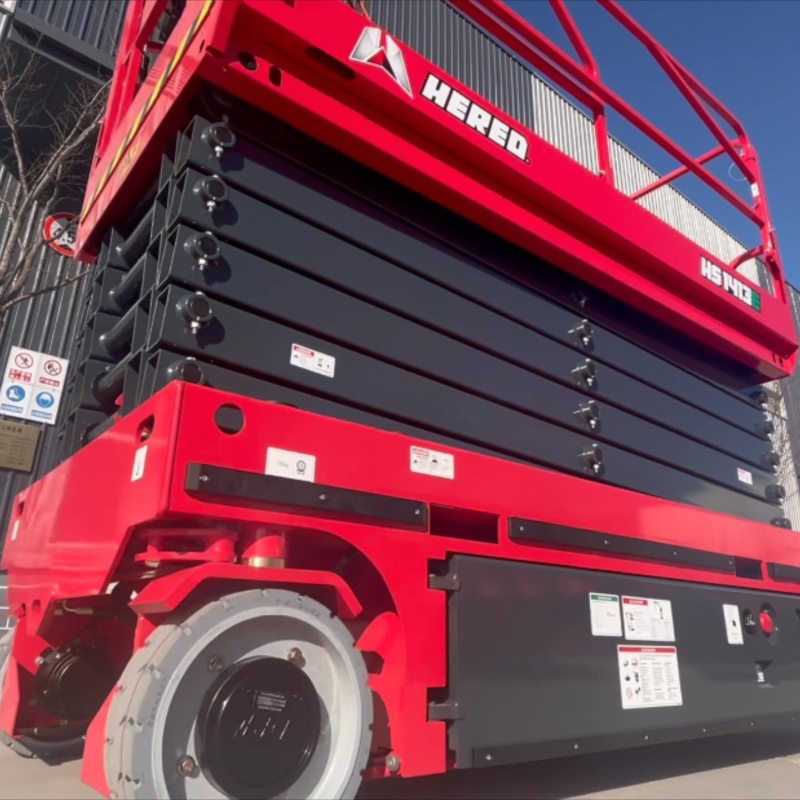 13.7 metre 250kg elektrikli makas asansörü HS1413E