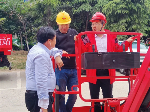 Hered Product Delivery Ceremony på Fuyang Anhui Hered Product Delivery Ceremony på Fuyang Anhui