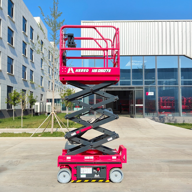Plataforma Elevatória Tesoura Elétrica HS0507E de 4,6 Metros e 230 KG